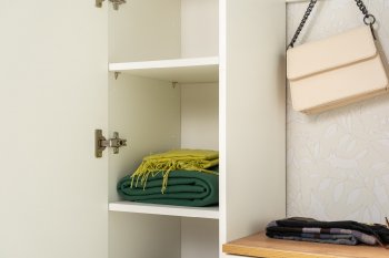 Прихожая Октава 15.123 белый в Сысерти - sysert.mebel-e96.ru